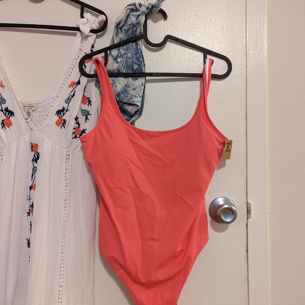NWT Victoria's Secret Neon Pink One Piece Swimsuit